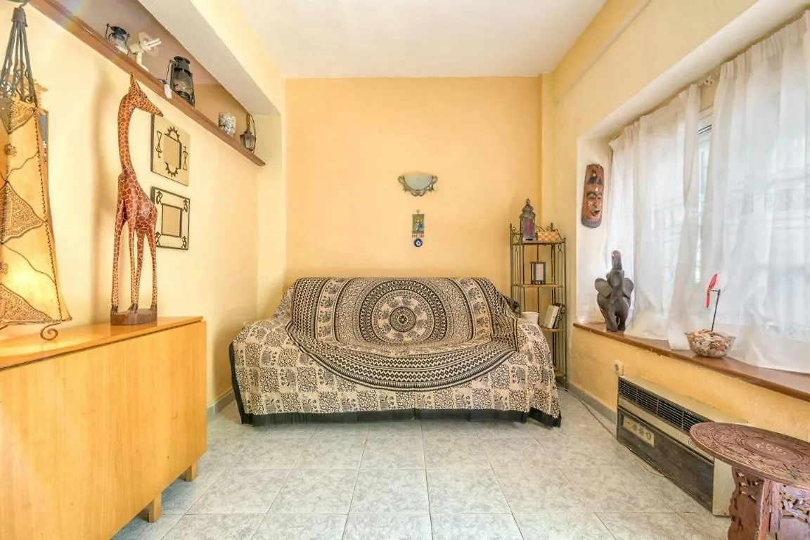 דירות טורמולינוס Little Cosy By The Sea&Swimming-Pool